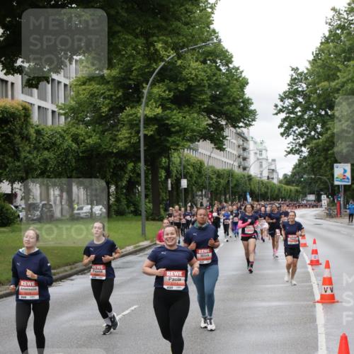 14.06.2026 - REWE Women's Run Jannik Wohlers http://msf.ph/oto/9804784 14.06.2026 10:38:48 Laufen 5579 meine-sportfotos.de