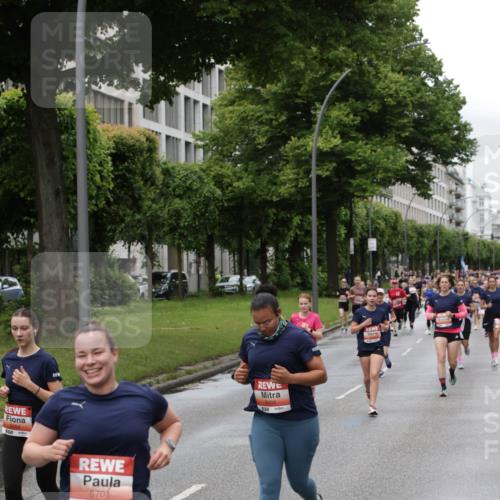 14.06.2026 - REWE Women's Run Jannik Wohlers http://msf.ph/oto/9804792 14.06.2026 10:38:50 Laufen 5701, 5006 meine-sportfotos.de