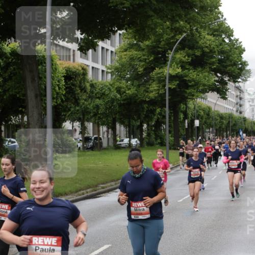 14.06.2026 - REWE Women's Run Jannik Wohlers http://msf.ph/oto/9804795 14.06.2026 10:38:50 Laufen 5701, 7, 5006 meine-sportfotos.de
