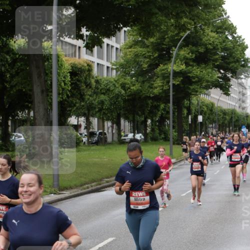 14.06.2026 - REWE Women's Run Jannik Wohlers http://msf.ph/oto/9804798 14.06.2026 10:38:50 Laufen 84, 6701, 7, 5006 meine-sportfotos.de