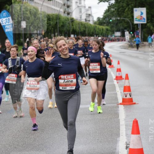 14.06.2026 - REWE Women's Run Jannik Wohlers http://msf.ph/oto/9804850 14.06.2026 10:38:59 Laufen 5, 30, 5703, 5898 meine-sportfotos.de