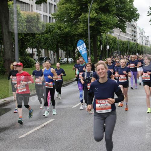 14.06.2026 - REWE Women's Run Jannik Wohlers http://msf.ph/oto/9804857 14.06.2026 10:39:00 Laufen 5, 30, 5898, 1842 meine-sportfotos.de