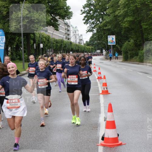 14.06.2026 - REWE Women's Run Jannik Wohlers http://msf.ph/oto/9804866 14.06.2026 10:39:01 Laufen 5, 30, 5703, 7 meine-sportfotos.de