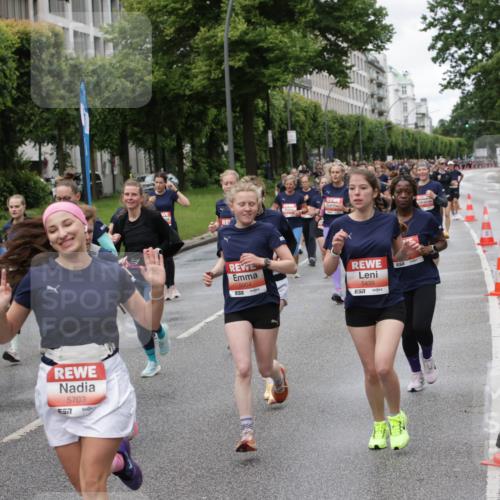 14.06.2026 - REWE Women's Run Jannik Wohlers http://msf.ph/oto/9804869 14.06.2026 10:39:02 Laufen 5703, 6577, 5904, 5435, 57 meine-sportfotos.de