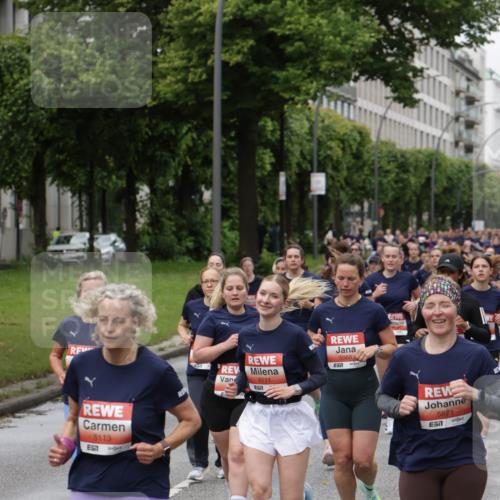 14.06.2026 - REWE Women's Run Jannik Wohlers http://msf.ph/oto/9804888 14.06.2026 10:39:05 Laufen 5113, 7, 5111, 57, 5066, 57, 5871, 7 meine-sportfotos.de