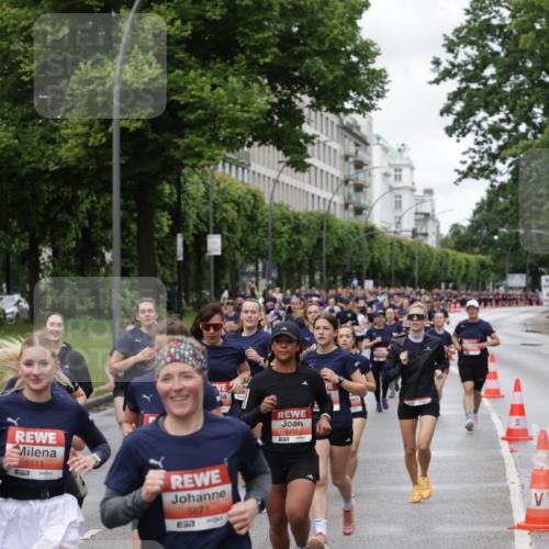 14.06.2026 - REWE Women's Run Jannik Wohlers http://msf.ph/oto/9804894 14.06.2026 10:39:06 Laufen 5111, 5871, 57, 5172 meine-sportfotos.de