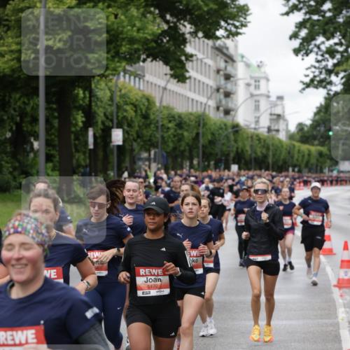 14.06.2026 - REWE Women's Run Jannik Wohlers http://msf.ph/oto/9804896 14.06.2026 10:39:06 Laufen 5172, 7 meine-sportfotos.de