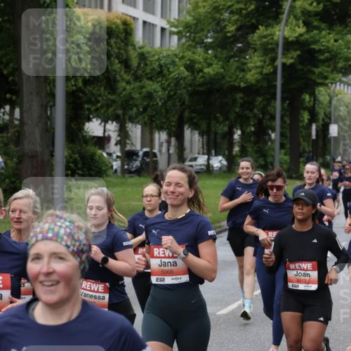 14.06.2026 - REWE Women's Run Jannik Wohlers http://msf.ph/oto/9804904 14.06.2026 10:39:07 Laufen 6097, 5066, 57, 587, 5172, 7 meine-sportfotos.de