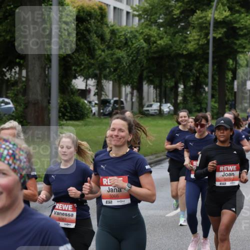 14.06.2026 - REWE Women's Run Jannik Wohlers http://msf.ph/oto/9804908 14.06.2026 10:39:07 Laufen 5087, 5066, 71, 5172 meine-sportfotos.de