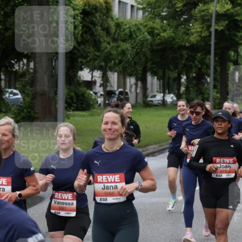 14.06.2026 - REWE Women's Run Jannik Wohlers http://msf.ph/oto/9804911 14.06.2026 10:39:08 Laufen 5087, 7, 5066, 5172, 517 meine-sportfotos.de