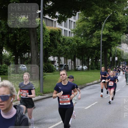 14.06.2026 - REWE Women's Run Jannik Wohlers http://msf.ph/oto/9804946 14.06.2026 10:39:12 Laufen 5731, 5209, 57 meine-sportfotos.de