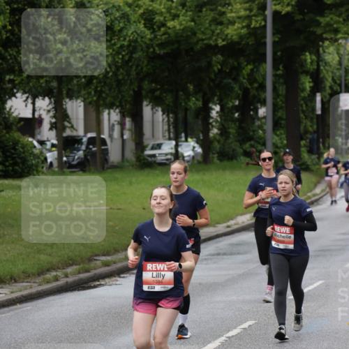 14.06.2026 - REWE Women's Run Jannik Wohlers http://msf.ph/oto/9804957 14.06.2026 10:39:13 Laufen 5394, 57, 6008 meine-sportfotos.de