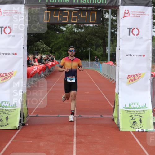 14.06.2026 - 7 Türme Triathlon Andreas Tolksdorf http://msf.ph/oto/9804985 14.06.2026 15:36:39 Ziel 972, 1013, 1545 meine-sportfotos.de