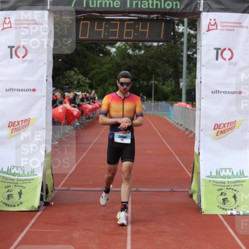 14.06.2026 - 7 Türme Triathlon Andreas Tolksdorf http://msf.ph/oto/9804988 14.06.2026 15:36:39 Ziel 972, 1013, 1545 meine-sportfotos.de