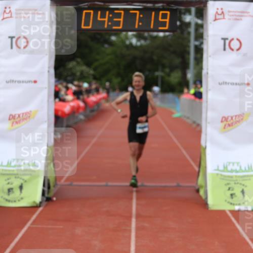 14.06.2026 - 7 Türme Triathlon Andreas Tolksdorf http://msf.ph/oto/9805011 14.06.2026 15:37:18 Ziel 948, 1137 meine-sportfotos.de