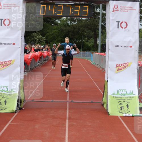 14.06.2026 - 7 Türme Triathlon Andreas Tolksdorf http://msf.ph/oto/9805019 14.06.2026 15:37:32 Ziel 792, 920, 933, 956 meine-sportfotos.de