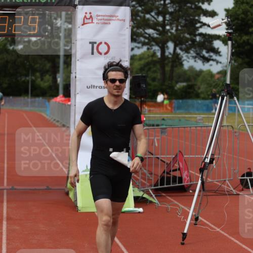 14.06.2026 - 7 Türme Triathlon Andreas Tolksdorf http://msf.ph/oto/9805072 14.06.2026 15:38:28 Ziel 919, 1117, 1153 meine-sportfotos.de