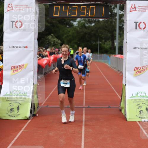 14.06.2026 - 7 Türme Triathlon Andreas Tolksdorf http://msf.ph/oto/9805098 14.06.2026 15:39:00 Ziel 997, 1084, 1093, 1180 meine-sportfotos.de