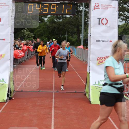 14.06.2026 - 7 Türme Triathlon Andreas Tolksdorf http://msf.ph/oto/9805114 14.06.2026 15:39:11 Ziel 996, 997, 1172, 1180, 1199, 1584 meine-sportfotos.de