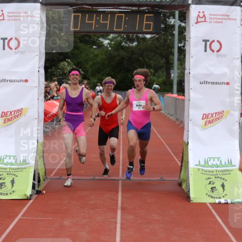 14.06.2026 - 7 Türme Triathlon Andreas Tolksdorf http://msf.ph/oto/9805147 14.06.2026 15:40:15 Ziel 1017, 1193 meine-sportfotos.de
