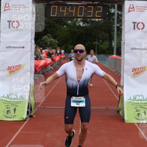 14.06.2026 - 7 Türme Triathlon Andreas Tolksdorf http://msf.ph/oto/9805157 14.06.2026 15:40:31 Ziel 973, 1028, 1089, 1563 meine-sportfotos.de