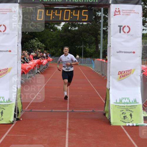 14.06.2026 - 7 Türme Triathlon Andreas Tolksdorf http://msf.ph/oto/9805166 14.06.2026 15:40:44 Ziel 1031, 1563 meine-sportfotos.de