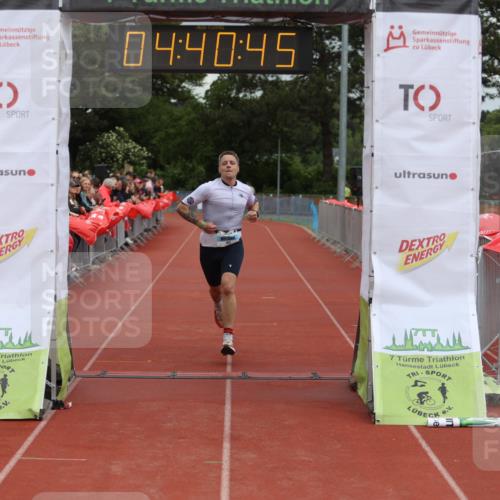 14.06.2026 - 7 Türme Triathlon Andreas Tolksdorf http://msf.ph/oto/9805167 14.06.2026 15:40:44 Ziel 1031, 1563 meine-sportfotos.de