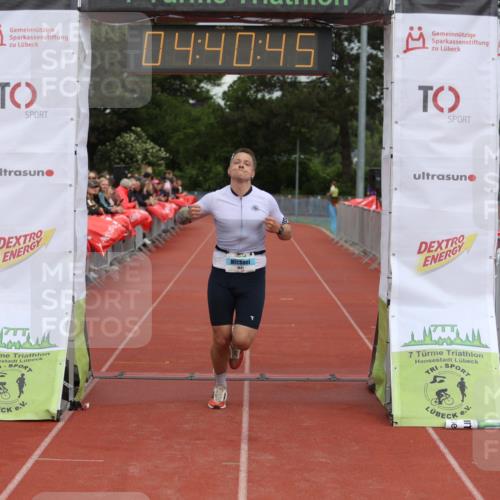 14.06.2026 - 7 Türme Triathlon Andreas Tolksdorf http://msf.ph/oto/9805168 14.06.2026 15:40:44 Ziel 1031, 1563 meine-sportfotos.de