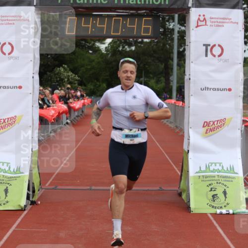 14.06.2026 - 7 Türme Triathlon Andreas Tolksdorf http://msf.ph/oto/9805170 14.06.2026 15:40:45 Ziel 1031, 1563 meine-sportfotos.de