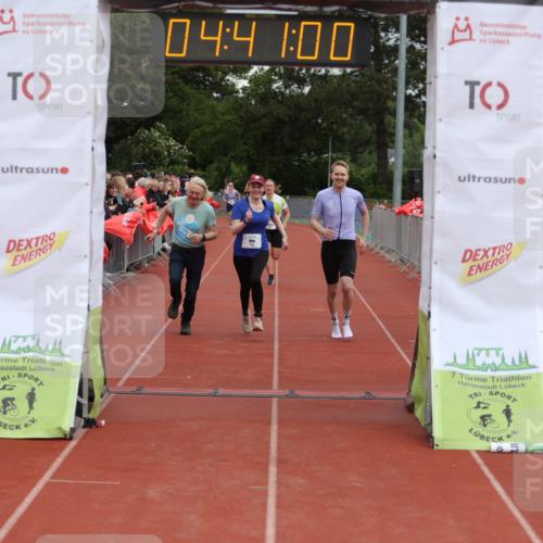 14.06.2026 - 7 Türme Triathlon Andreas Tolksdorf http://msf.ph/oto/9805172 14.06.2026 15:40:59 Ziel 1175, 1622 meine-sportfotos.de