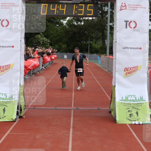 14.06.2026 - 7 Türme Triathlon Andreas Tolksdorf http://msf.ph/oto/9805200 14.06.2026 15:41:34 Ziel 713, 731, 1165 meine-sportfotos.de