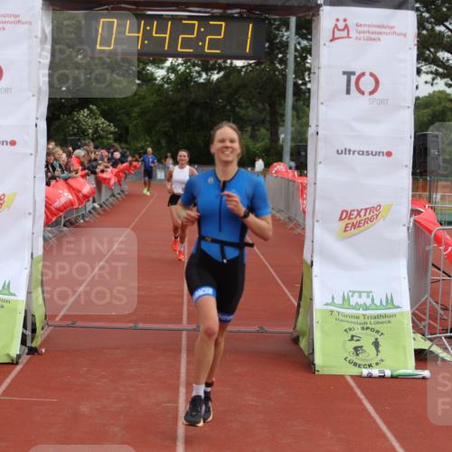 14.06.2026 - 7 Türme Triathlon Andreas Tolksdorf http://msf.ph/oto/9805217 14.06.2026 15:42:20 Ziel 911, 1184 meine-sportfotos.de