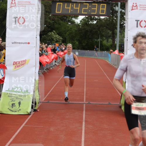 14.06.2026 - 7 Türme Triathlon Andreas Tolksdorf http://msf.ph/oto/9805231 14.06.2026 15:42:37 Ziel 725, 986, 1759 meine-sportfotos.de