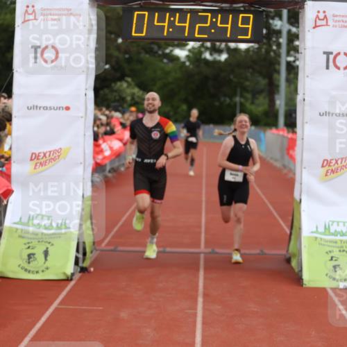 14.06.2026 - 7 Türme Triathlon Andreas Tolksdorf http://msf.ph/oto/9805238 14.06.2026 15:42:48 Ziel 614, 1108, 1614 meine-sportfotos.de