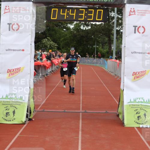 14.06.2026 - 7 Türme Triathlon Andreas Tolksdorf http://msf.ph/oto/9805263 14.06.2026 15:43:29 Ziel 905, 1132, 1532, 1601 meine-sportfotos.de
