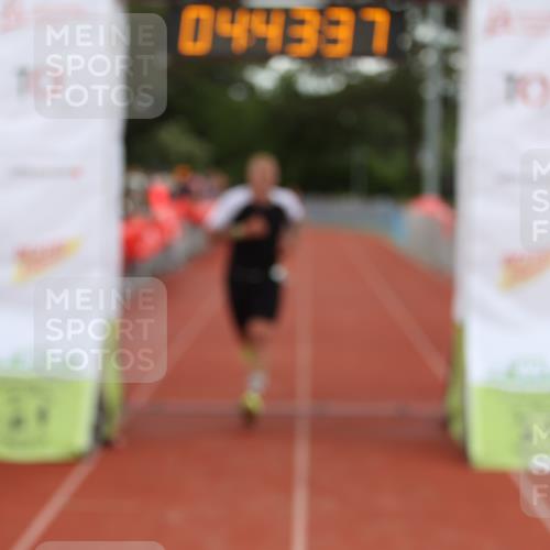 14.06.2026 - 7 Türme Triathlon Andreas Tolksdorf http://msf.ph/oto/9805275 14.06.2026 15:43:36 Ziel 905, 1132, 1532, 1570 meine-sportfotos.de