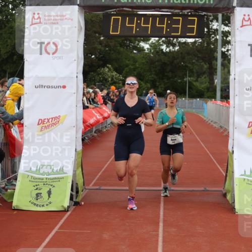 14.06.2026 - 7 Türme Triathlon Andreas Tolksdorf http://msf.ph/oto/9805298 14.06.2026 15:44:31 Ziel 1068, 1694, 1725 meine-sportfotos.de