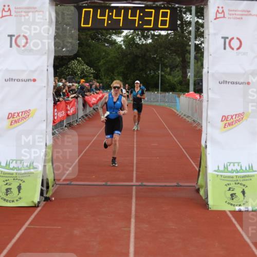 14.06.2026 - 7 Türme Triathlon Andreas Tolksdorf http://msf.ph/oto/9805302 14.06.2026 15:44:36 Ziel 832, 992, 1068, 1694, 1725 meine-sportfotos.de