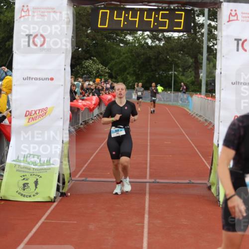 14.06.2026 - 7 Türme Triathlon Andreas Tolksdorf http://msf.ph/oto/9805315 14.06.2026 15:44:52 Ziel 896, 993, 1032, 1651 meine-sportfotos.de