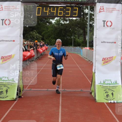 14.06.2026 - 7 Türme Triathlon Andreas Tolksdorf http://msf.ph/oto/9805376 14.06.2026 15:46:33 Ziel 929 meine-sportfotos.de