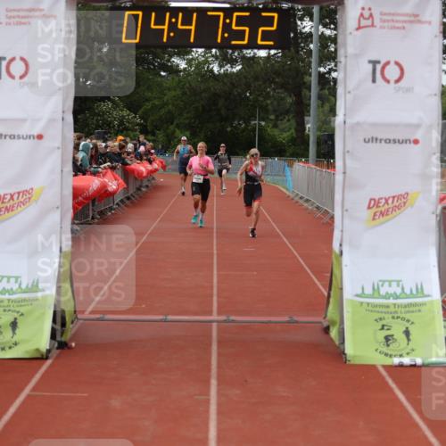 14.06.2026 - 7 Türme Triathlon Andreas Tolksdorf http://msf.ph/oto/9805430 14.06.2026 15:47:51 Ziel 1163, 1596, 1679, 1681 meine-sportfotos.de