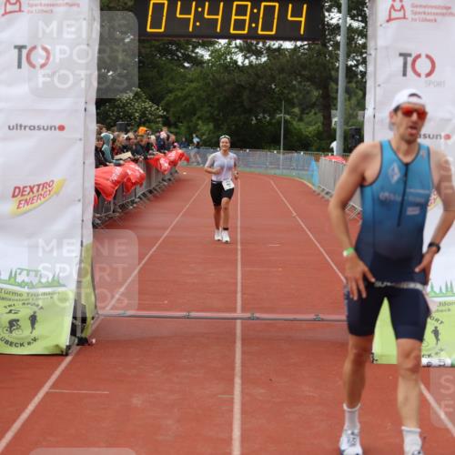 14.06.2026 - 7 Türme Triathlon Andreas Tolksdorf http://msf.ph/oto/9805449 14.06.2026 15:48:03 Ziel 673, 1659, 1679, 1681 meine-sportfotos.de
