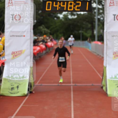 14.06.2026 - 7 Türme Triathlon Andreas Tolksdorf http://msf.ph/oto/9805459 14.06.2026 15:48:20 Ziel 966, 1127, 1578 meine-sportfotos.de