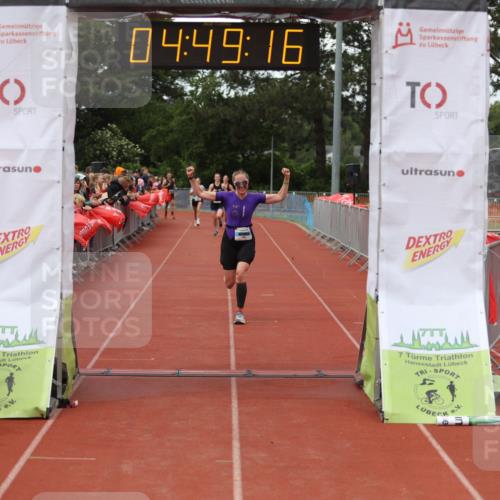 14.06.2026 - 7 Türme Triathlon Andreas Tolksdorf http://msf.ph/oto/9805493 14.06.2026 15:49:15 Ziel 738, 975, 1707 meine-sportfotos.de