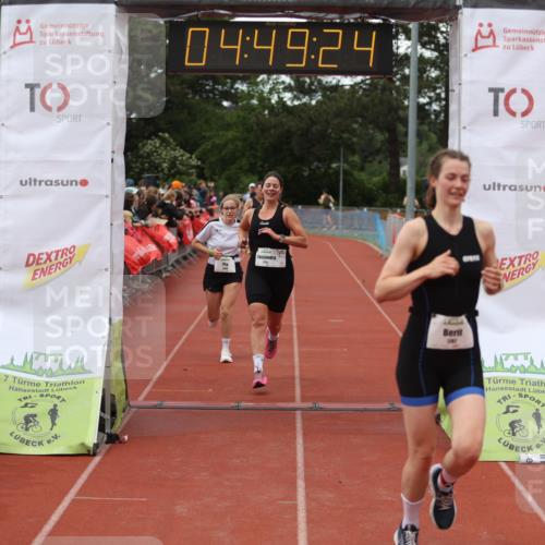 14.06.2026 - 7 Türme Triathlon Andreas Tolksdorf http://msf.ph/oto/9805505 14.06.2026 15:49:23 Ziel 693, 938, 975, 1568, 1707, 1713 meine-sportfotos.de