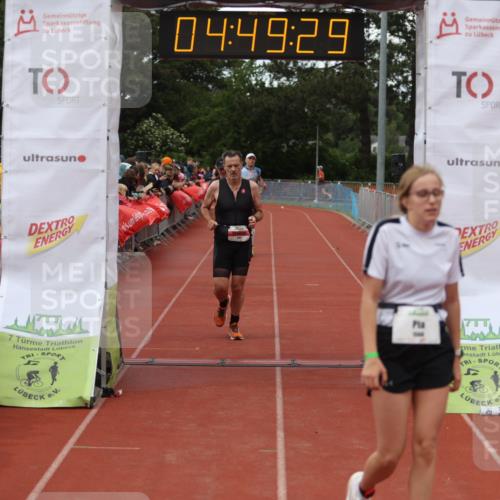 14.06.2026 - 7 Türme Triathlon Andreas Tolksdorf http://msf.ph/oto/9805511 14.06.2026 15:49:28 Ziel 693, 759, 938, 1047, 1568, 1707, 1713, 1752 meine-sportfotos.de