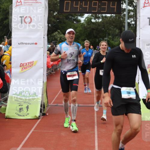 14.06.2026 - 7 Türme Triathlon Andreas Tolksdorf http://msf.ph/oto/9805517 14.06.2026 15:49:33 Ziel 693, 759, 938, 1047, 1568, 1604, 1618, 1752 meine-sportfotos.de