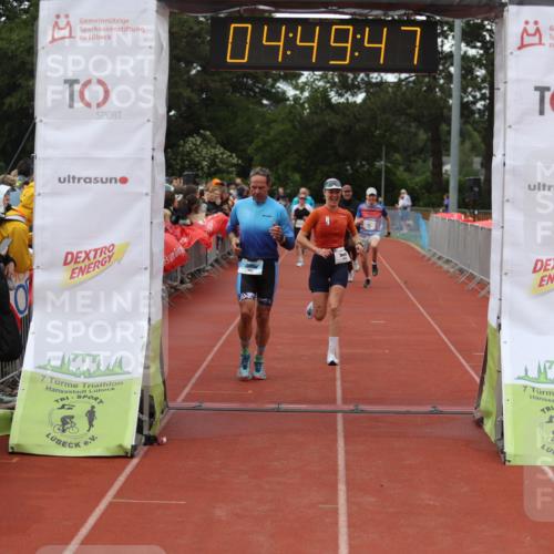 14.06.2026 - 7 Türme Triathlon Andreas Tolksdorf http://msf.ph/oto/9805527 14.06.2026 15:49:46 Ziel 1154, 1189, 1514, 1604, 1616, 1618 meine-sportfotos.de