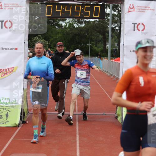 14.06.2026 - 7 Türme Triathlon Andreas Tolksdorf http://msf.ph/oto/9805533 14.06.2026 15:49:49 Ziel 1154, 1189, 1196, 1514, 1575, 1616 meine-sportfotos.de