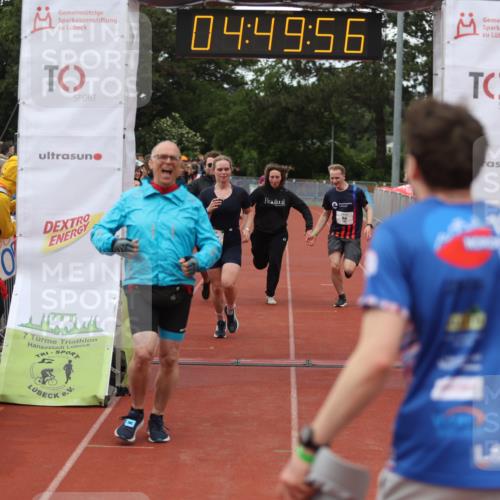 14.06.2026 - 7 Türme Triathlon Andreas Tolksdorf http://msf.ph/oto/9805537 14.06.2026 15:49:55 Ziel 1154, 1189, 1196, 1514, 1575, 1616 meine-sportfotos.de